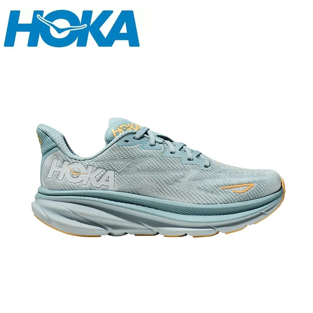  Hoka One One