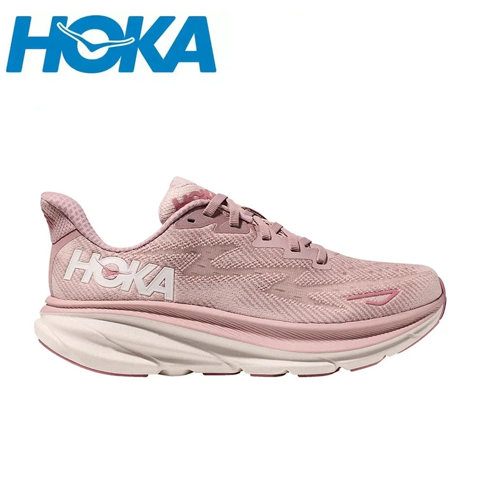  Hoka One One