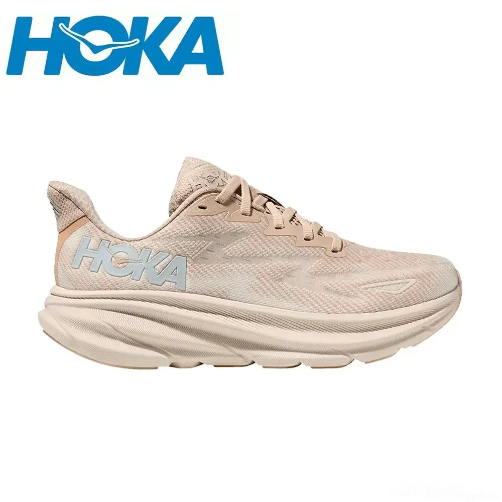  Hoka One One